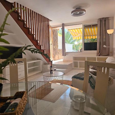 Stylish And Comfortable Duplex Apartment Near Swimming Pool Моган Екстер'єр фото